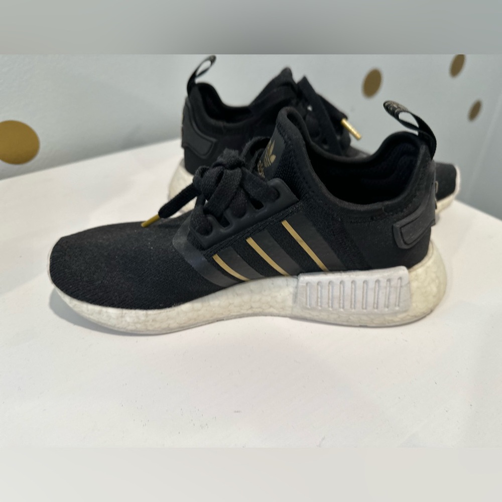 Adidas Originals Women's NMD R1 Sneaker